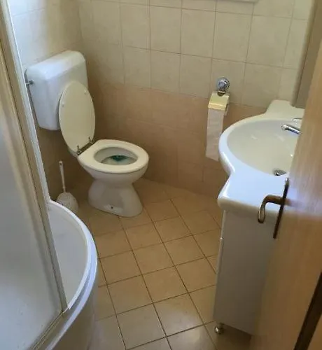 Iva * Novigrad (Istria)