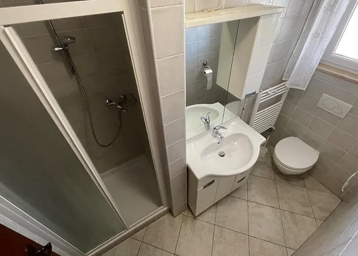 Iva Novigrad (Istria)