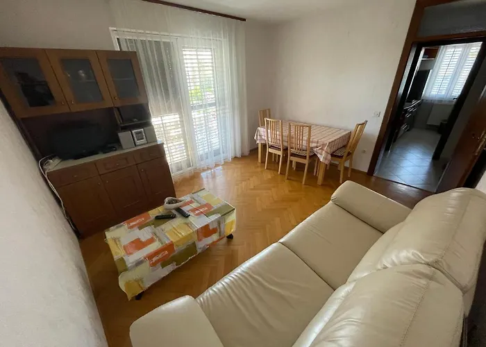 Iva Novigrad (Istria)